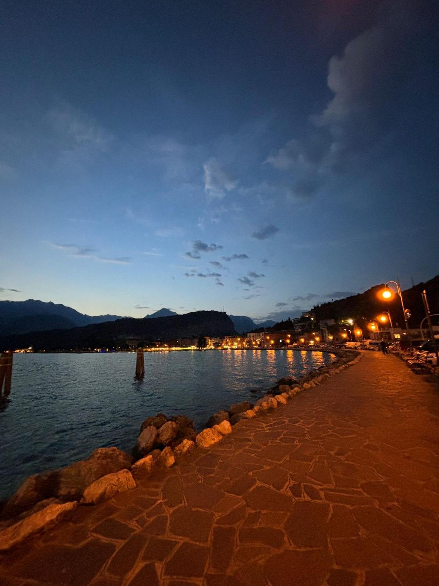 Garden & Pool Perugini Διαμέρισμα Torbole Sul Garda Εξωτερικό φωτογραφία